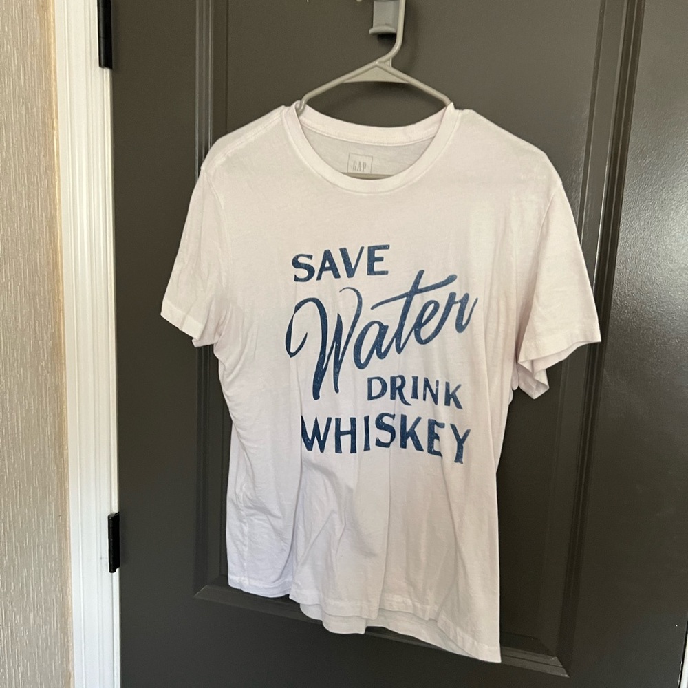 Mens Gap hunger Humor tshirt